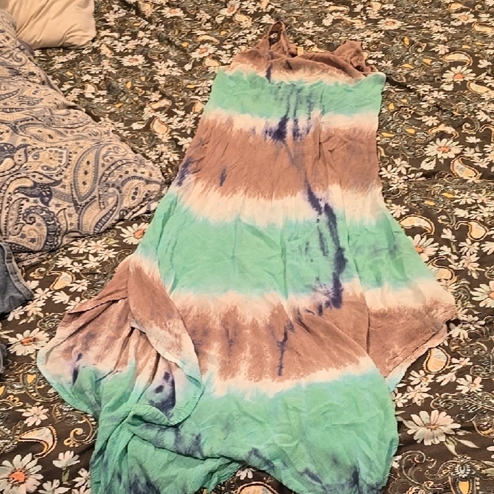 ❤️10/$40 Like New Tie-Dye Sleeveless Dress
